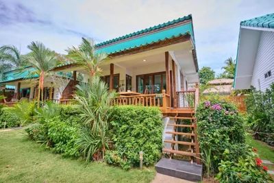 Villa met zeezicht — The Joy Beach Villas